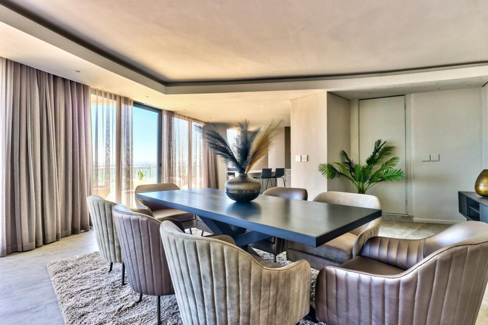 4 Bedroom Property for Sale in Bloubergrant Western Cape